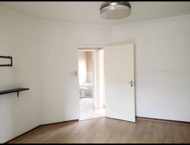 2 BEDROOM TOWNHOUSE FOR SALE IN FLORENTIA